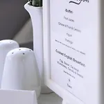The Paragon - Guest