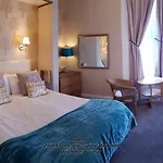 The Paragon - Guest Πανσιόν Σκάρμπορο