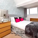 The Paragon - Guest 4* Scarborough